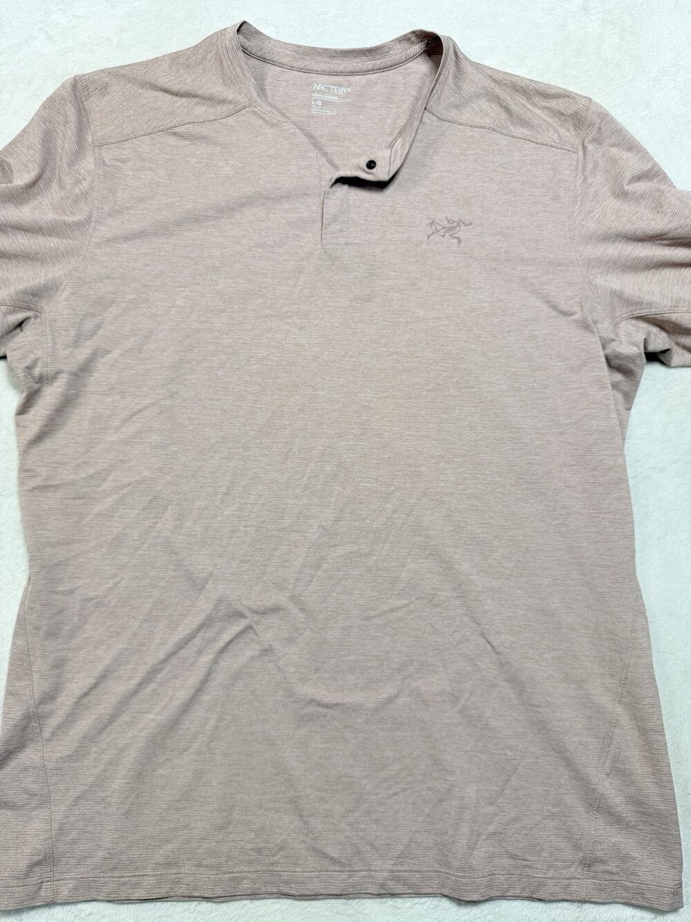 Arc'teryx Kadem Henley Short Sleeve T-Shirt Men’s M Trail Hiking Gorpcore Active